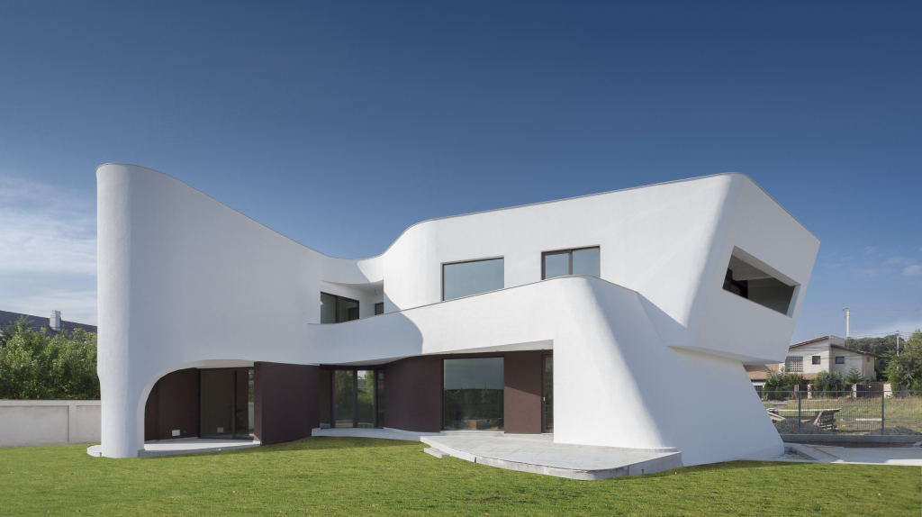 Wing House